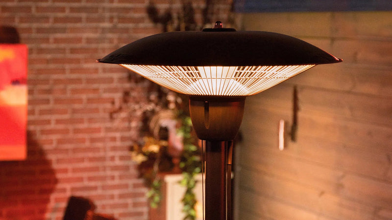 sfeervolle overkapping door Sunred Barcelona Bright zwarte staande heater 