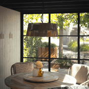 Bruine hangende Artix Corda Bright terrasverwarmer voor binnen en buiten in de tuin