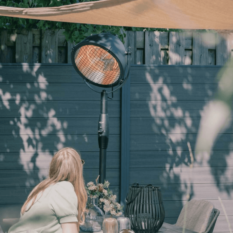 Indus Bright Staand Zwart 2100 Watt - Tuinverwarming.com